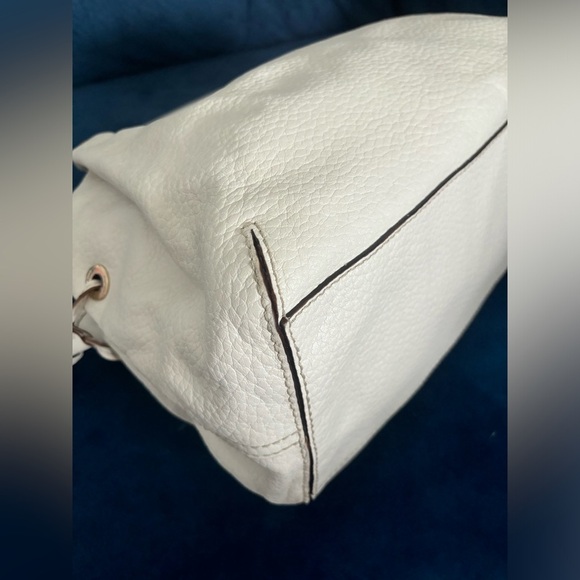 Kate Spade Berkshire Road Stevie Satchel White Pebbled Leather Tassles Boho EUC - Picture 16 of 16